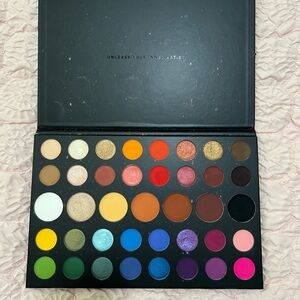James Charles Morphe Palette
